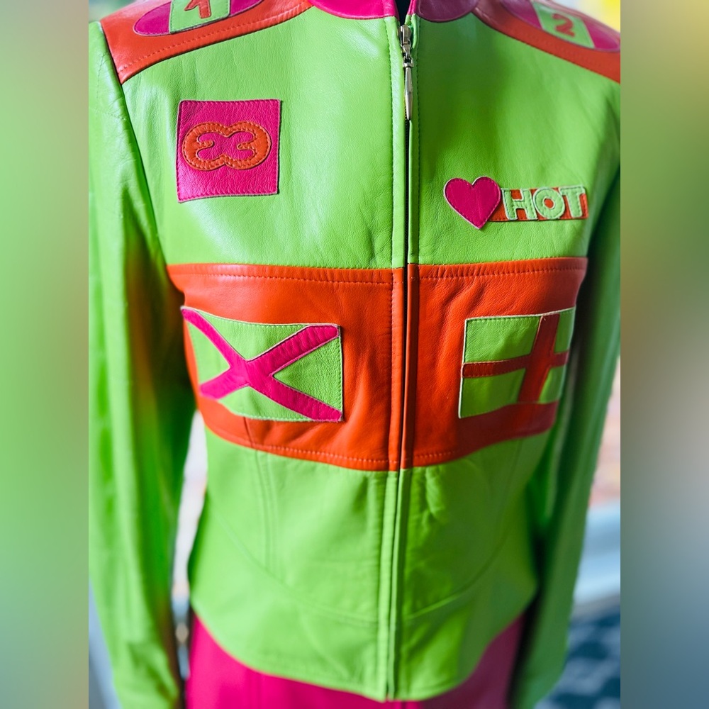✨ Escada 90’s 💗💚Colorblock Leather Jacket & Skirt Set! Collector’s Piece - Picture 4 of 11